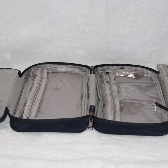 NEW! TUMI Voyageur Madeline Cosmetic Bag Toiletry Travel Bag Indigo - Picture 8 of 9